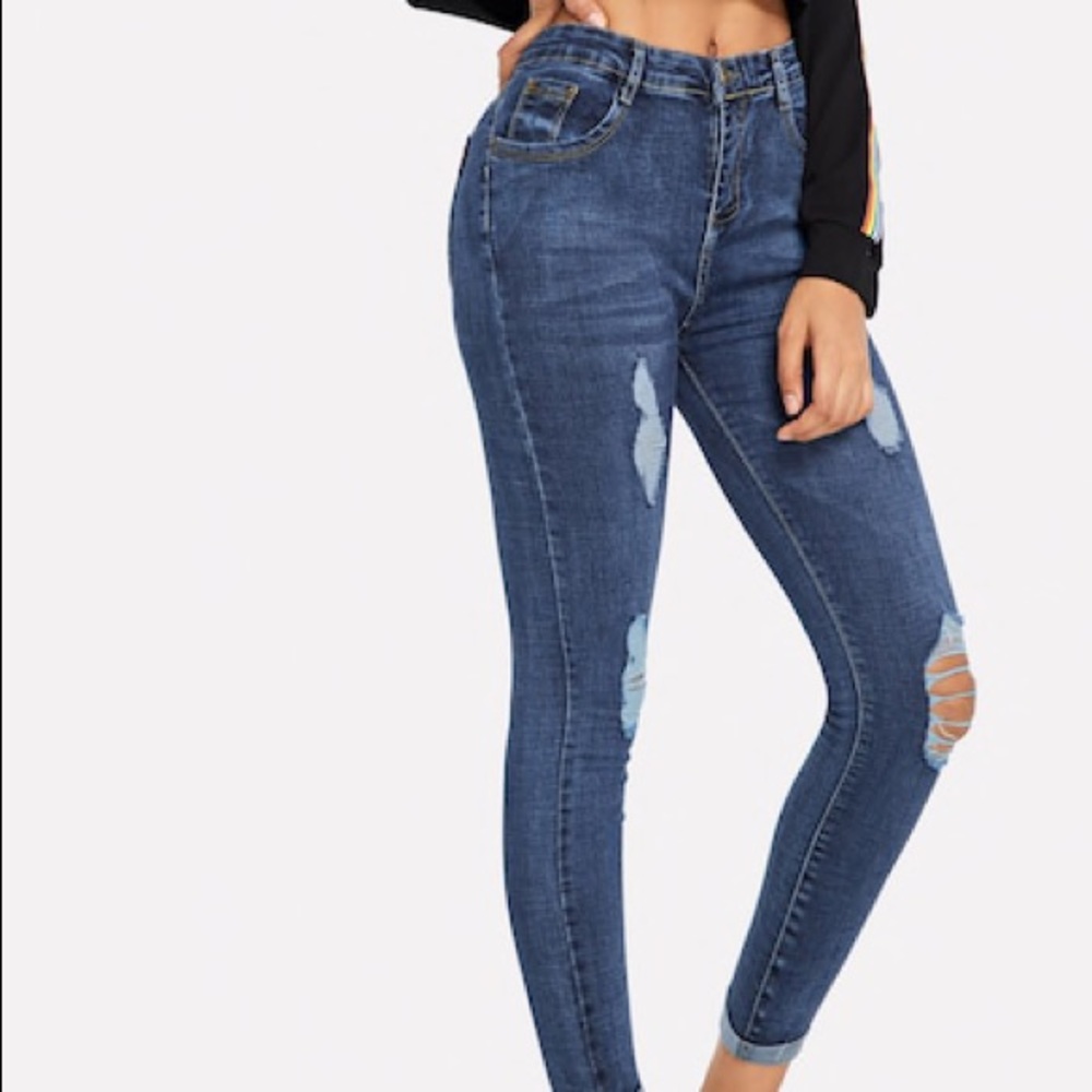 Ripped skinny jeans
